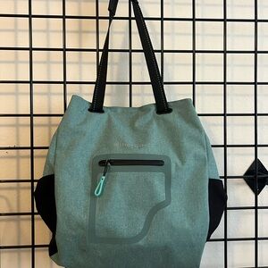 Sherpani Teal and Black Tote Bag